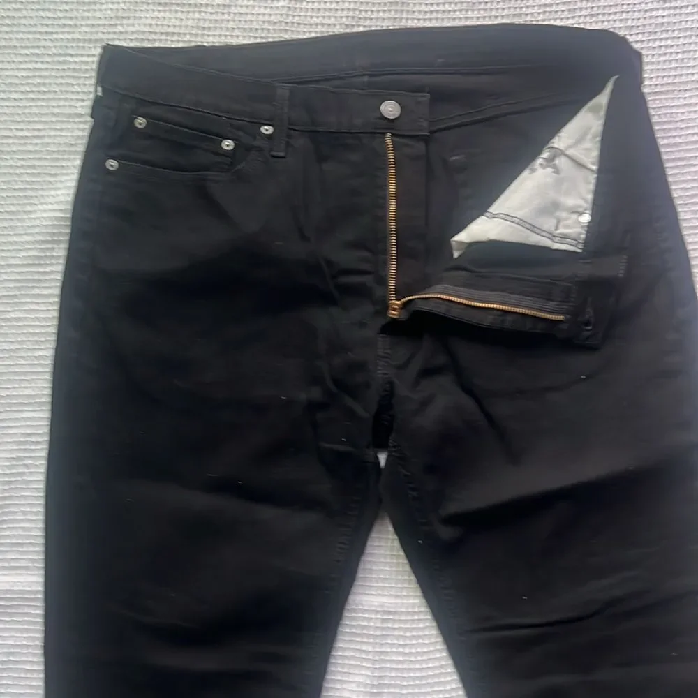 Levi’s 541 Men’s Black Denim Jeans 38 x 29.5